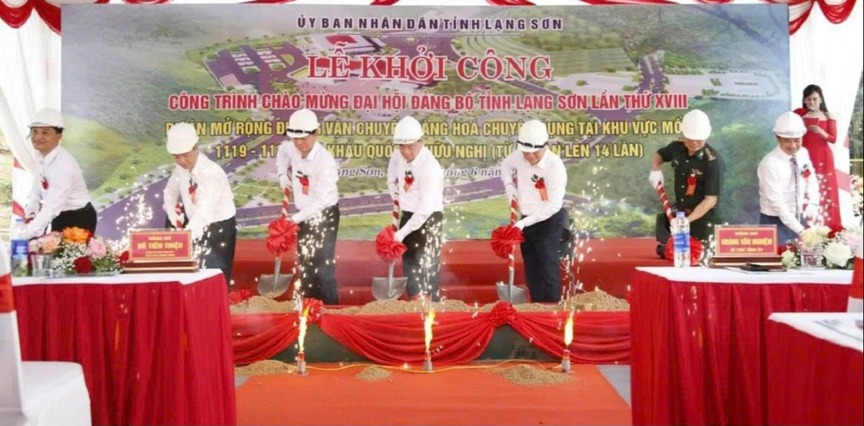 Mở rộng tuyến đường chính vào cửa khẩu hiện đại nhất ASEAN tại vùng núi phía Bắc lên 14 làn xe- Ảnh 1.