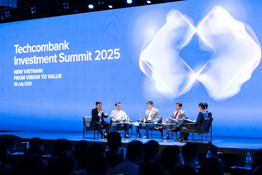 Techcombank Investment Summit 2025: “Việt Nam mới - Tầm nhìn kiến tạo giá trị”- Ảnh 1. Techcombank Investment Summit 2025: “Việt Nam mới - Tầm nhìn kiến tạo giá trị”- Ảnh 1.