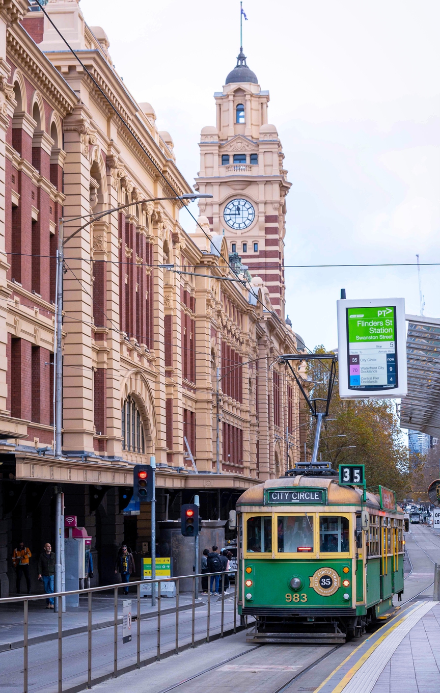 Photo Travel: City Circle Tram - hoài cổ trên tàu điện trăm tuổi ở Melbourne- Ảnh 2.