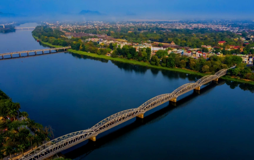 TP. Huế: Thu hút hơn 27.700 tỷ đồng đầu tư trong 6 tháng đầu năm 2025- Ảnh 1. TP. Huế: Thu hút hơn 27.700 tỷ đồng đầu tư trong 6 tháng đầu năm 2025- Ảnh 1.