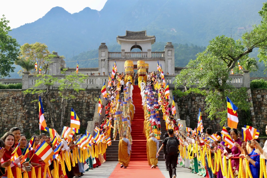 Quần thể Yên Tử - Vĩnh Nghiêm - Côn Sơn, Kiếp Bạc được UNESCO công nhận Di sản thế giới- Ảnh 3. Quần thể Yên Tử - Vĩnh Nghiêm - Côn Sơn, Kiếp Bạc được UNESCO công nhận Di sản thế giới- Ảnh 3.