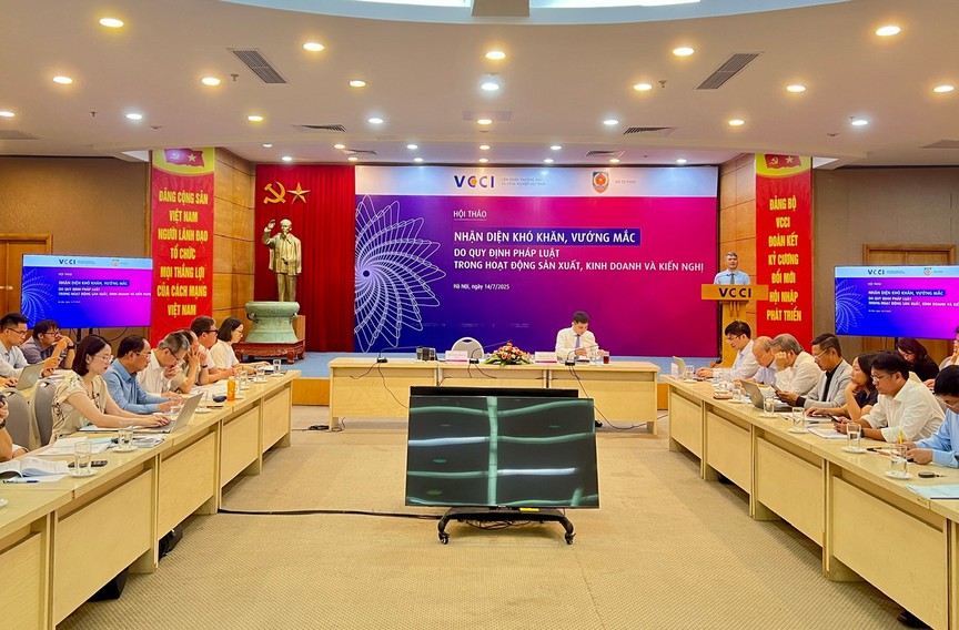 Gỡ vướng pháp lý, mở rộng tiếp cận đất đai để khơi thông nguồn lực, giữ chân nhà đầu tư- Ảnh 1. Gỡ vướng pháp lý, mở rộng tiếp cận đất đai để khơi thông nguồn lực, giữ chân nhà đầu tư- Ảnh 1.