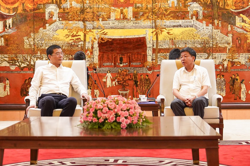 Hình ảnh tại buổi làm việc. Nguồn ảnh: Báo Hanoimoi Hình ảnh tại buổi làm việc. Nguồn ảnh: Báo Hanoimoi