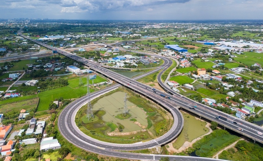 Mốc thời gian cụ thể thông xe các đoạn của đường vành đai chiến lược dài 76km- Ảnh 1. Mốc thời gian cụ thể thông xe các đoạn của đường vành đai chiến lược dài 76km- Ảnh 1.