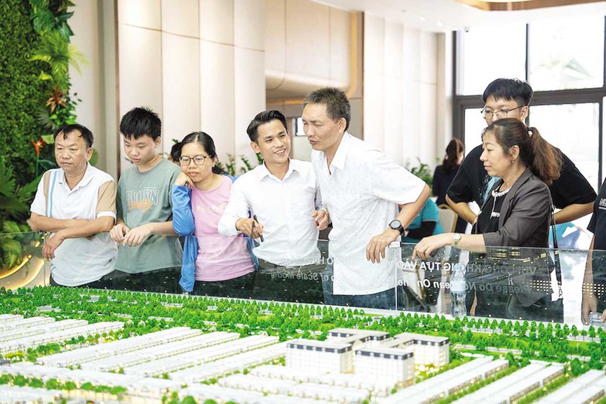 Doanh nghiệp địa ốc “xoay trục” làm nhà ở xã hội- Ảnh 1.