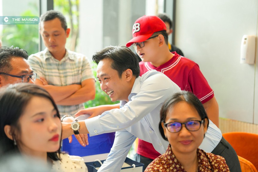Hình ảnh tại lễ bàn giao. Nguồn ảnh: Công ty C‑Holdings