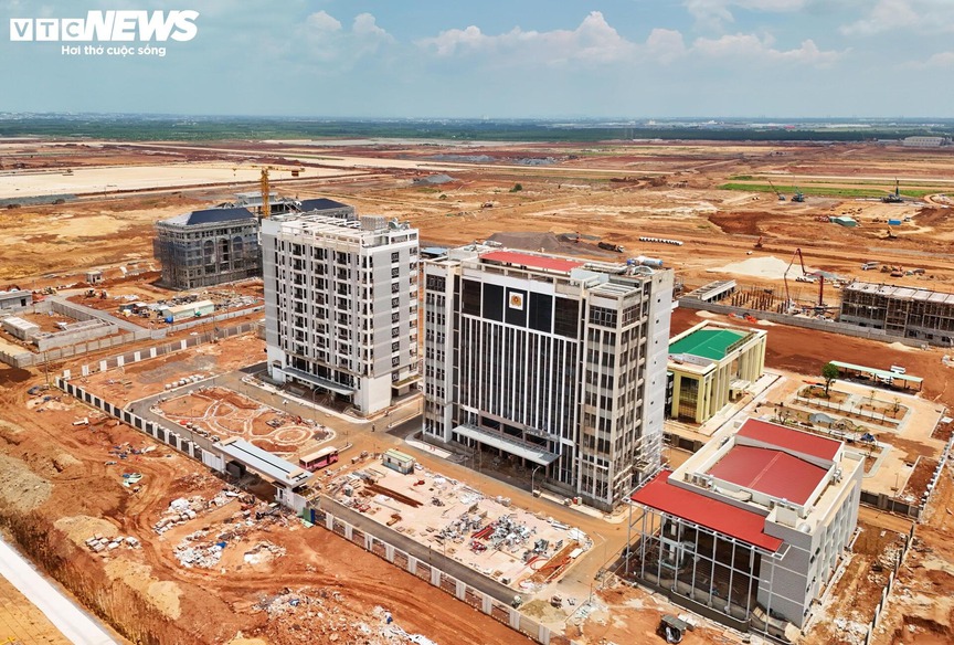 Công trình được ví như 'buồng máy trung tâm' của siêu sân bay lớn nhất Việt Nam đang chạy đua nước rút- Ảnh 1.
