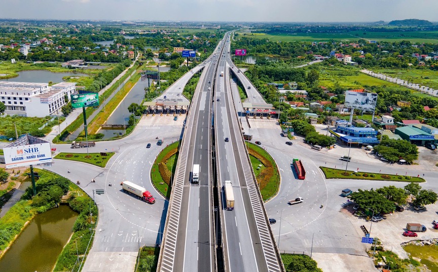 Ngày mai, các phương tiện lưu thông trên tuyến cao tốc Cầu Giẽ - Ninh Bình cần đặc biệt lưu ý điều này- Ảnh 2. Ngày mai, các phương tiện lưu thông trên tuyến cao tốc Cầu Giẽ - Ninh Bình cần đặc biệt lưu ý điều này- Ảnh 2.
