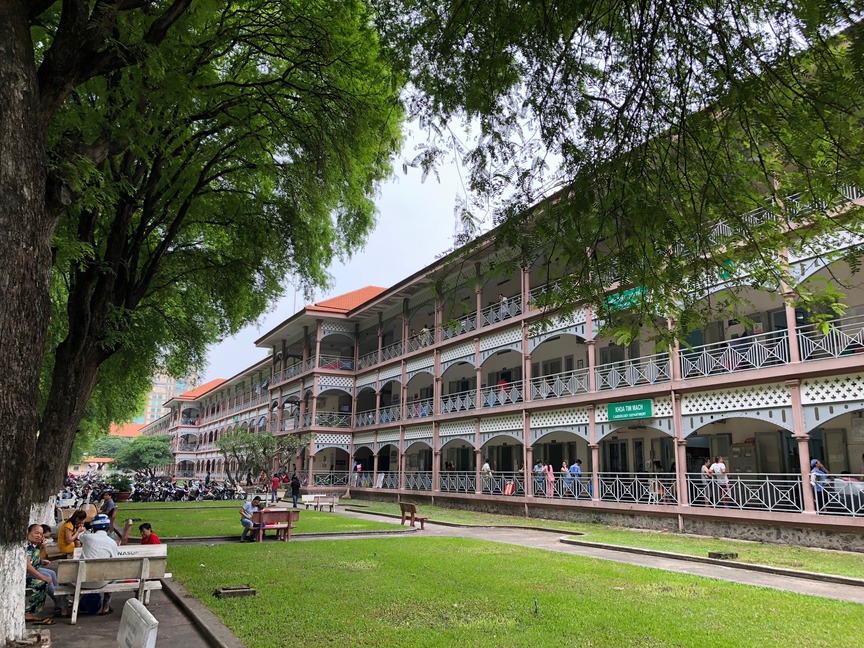 Việt Nam có một bệnh viện 150 năm tuổi vừa khám chữa bệnh, vừa được công nhận di tích kiến trúc- Ảnh 2.