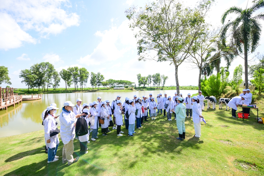 Trang trại Vinamilk Green Farm dưới lăng kính phát triển bền vững có gì đặc biệt?- Ảnh 1.