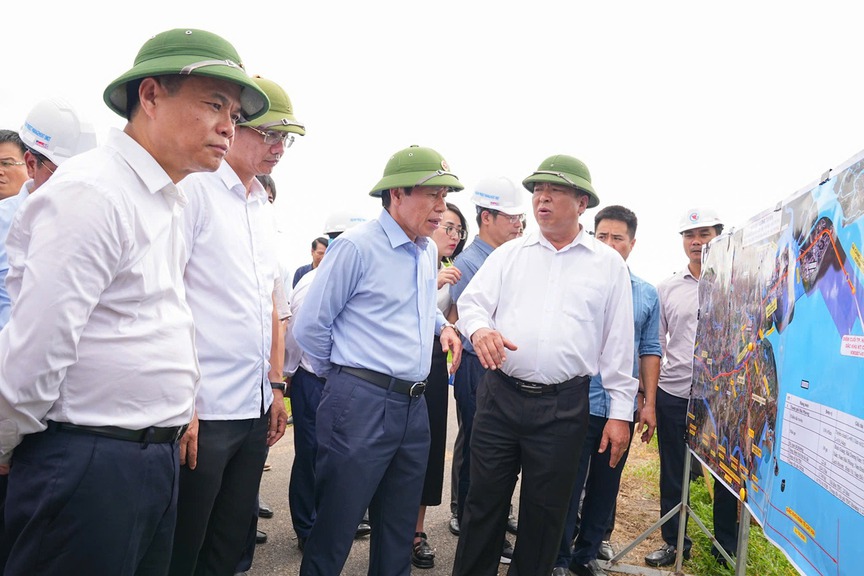 Hải Phòng nhận chỉ đạo 'nóng' đối với đại dự án giao thông lớn bậc nhất phía Bắc- Ảnh 2. Hải Phòng nhận chỉ đạo 'nóng' đối với đại dự án giao thông lớn bậc nhất phía Bắc- Ảnh 2.