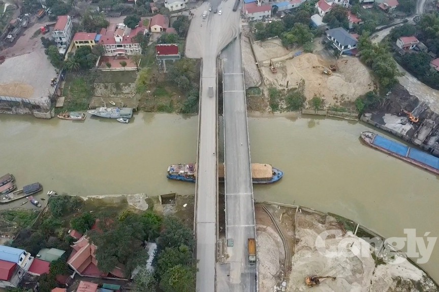 Sắp thông xe cây cầu huyết mạch 1.500 tỷ kết nối Hà Nội - Thái Nguyên- Ảnh 1. Sắp thông xe cây cầu huyết mạch 1.500 tỷ kết nối Hà Nội - Thái Nguyên- Ảnh 1.
