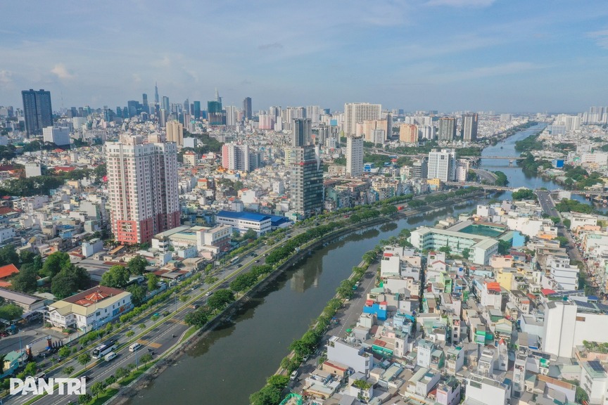 Từ khu chợ dưới gốc me đến phường sầm uất bậc nhất TP. HCM, giá đất chạm ngưỡng 400 triệu đồng/m2- Ảnh 1. Từ khu chợ dưới gốc me đến phường sầm uất bậc nhất TP. HCM, giá đất chạm ngưỡng 400 triệu đồng/m2- Ảnh 1.