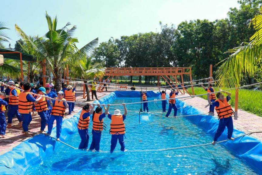 Chỉ sau 1 tháng ưu đãi, KDL 6.000 tỷ lớn bậc nhất Đông Nam Á của vợ chồng bà Nguyễn Phương Hằng đã tiếp đón 15.000 vị khách đặc biệt- Ảnh 7. Chỉ sau 1 tháng ưu đãi, KDL 6.000 tỷ lớn bậc nhất Đông Nam Á của vợ chồng bà Nguyễn Phương Hằng đã tiếp đón 15.000 vị khách đặc biệt- Ảnh 7.
