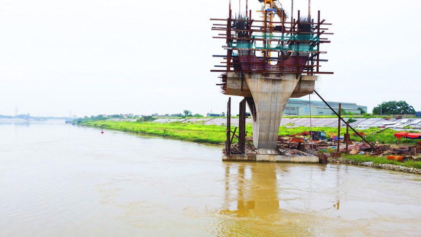 Cận cảnh dự án Cầu Đuống mới thi công dang dở- Ảnh 8. Cận cảnh dự án Cầu Đuống mới thi công dang dở- Ảnh 8.