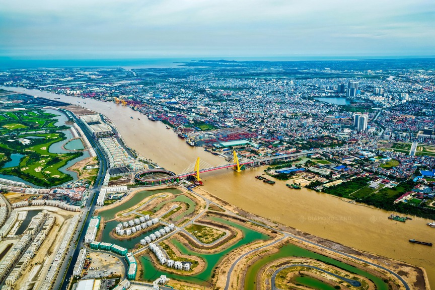 Chỉ 6 ngày nữa, cây cầu nghìn tỷ nối 'đảo tỷ phú' đầu tiên của Việt Nam với trung tâm TP chính thức thông xe- Ảnh 1. Chỉ 6 ngày nữa, cây cầu nghìn tỷ nối 'đảo tỷ phú' đầu tiên của Việt Nam với trung tâm TP chính thức thông xe- Ảnh 1.