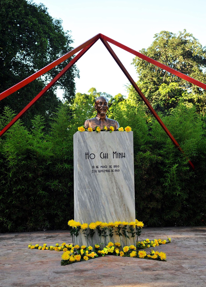 Tượng đài Chủ tịch Hồ Chí Minh giữa lòng Cuba: Biểu tượng sống mãi của tình hữu nghị son sắt, đậm tinh thần quốc tế- Ảnh 3.