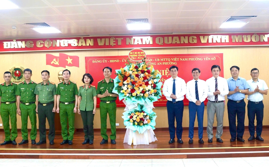 Hà Nội: Phường Yên Sở tổ chức Lễ kỷ niệm 80 năm Ngày truyền thống Công an nhân dân- Ảnh 4.