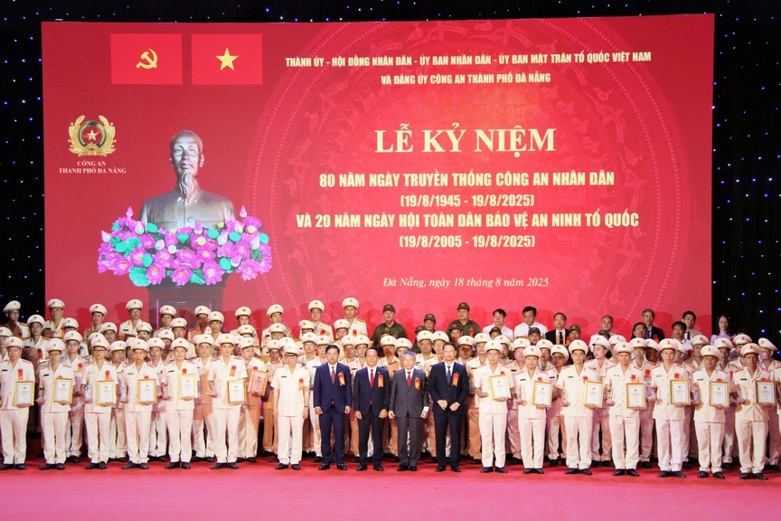 Công an TP. Đà Nẵng vững bước trong thời đại mới- Ảnh 3.