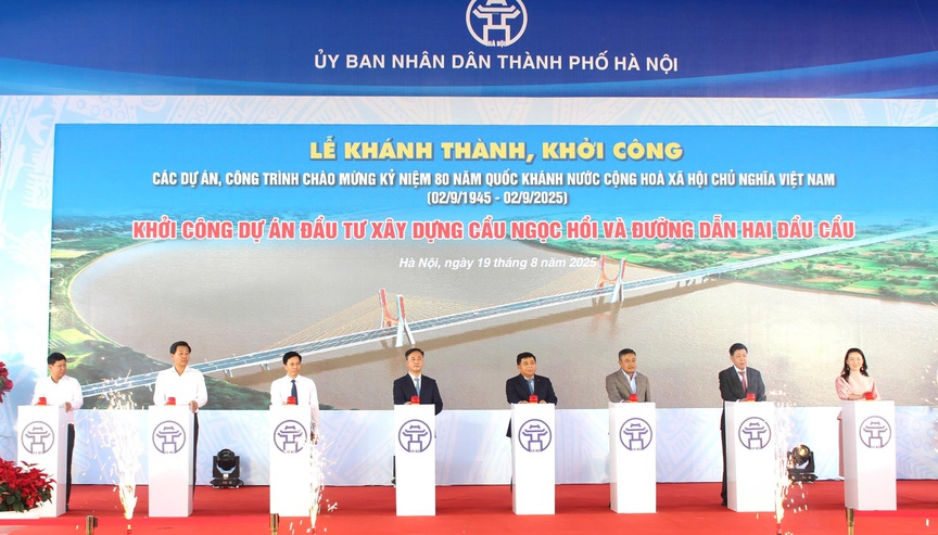 Hình ảnh tại lễ khởi công cầu Ngọc Hồi. Nguồn ảnh: Đèo Cả