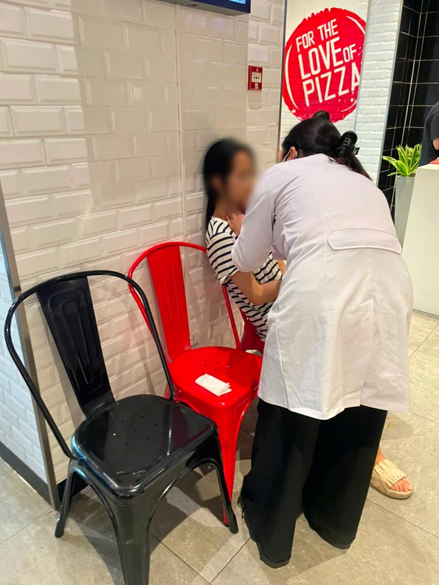 Long Châu lại tiếp tục kịp thời cứu người khỏi cơn nguy kịch - Ảnh 2. Long Châu lại tiếp tục kịp thời cứu người khỏi cơn nguy kịch - Ảnh 2.