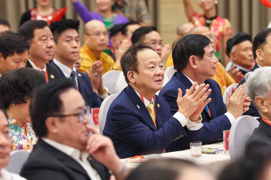Doanh nhân Đỗ Quang Hiển được vinh danh nhờ thành tích xuất sắc đóng góp cho cộng đồng- Ảnh 5. Doanh nhân Đỗ Quang Hiển được vinh danh nhờ thành tích xuất sắc đóng góp cho cộng đồng- Ảnh 5.