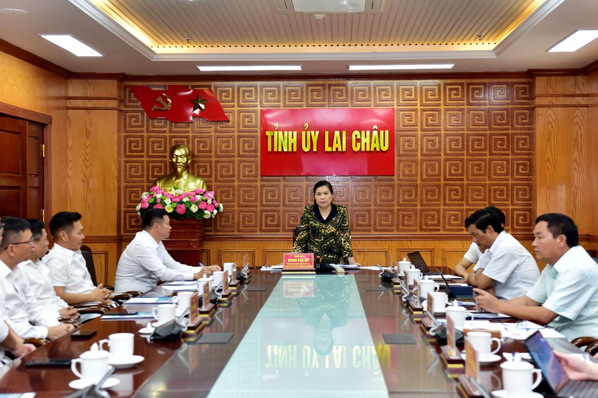 Hình ảnh tại buổi làm việc ở Lai Châu. Nguồn ảnh: Báo Lai Châu Hình ảnh tại buổi làm việc ở Lai Châu. Nguồn ảnh: Báo Lai Châu