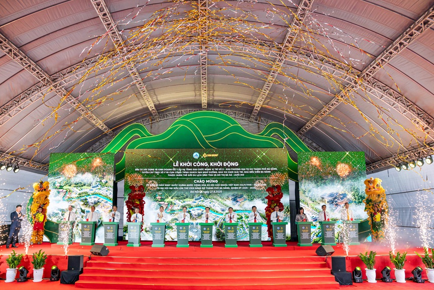 Sun Group khởi động khu thương mại tự do đầu tiên tại núi Bà Nà, TP. Đà Nẵng- Ảnh 1. Sun Group khởi động khu thương mại tự do đầu tiên tại núi Bà Nà, TP. Đà Nẵng- Ảnh 1.