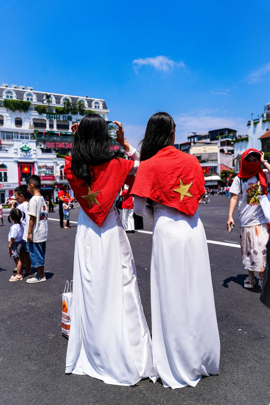 Vàng vàng bay, đẹp quá, sao sao ơi!- Ảnh 9. Vàng vàng bay, đẹp quá, sao sao ơi!- Ảnh 9.
