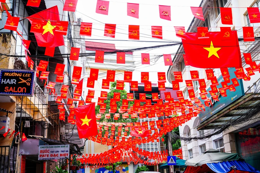 Vàng vàng bay, đẹp quá, sao sao ơi!- Ảnh 36. Vàng vàng bay, đẹp quá, sao sao ơi!- Ảnh 36.