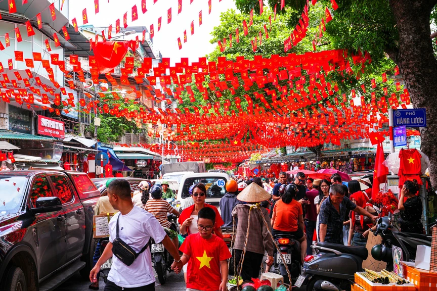 Vàng vàng bay, đẹp quá, sao sao ơi!- Ảnh 33. Vàng vàng bay, đẹp quá, sao sao ơi!- Ảnh 33.