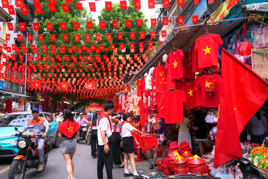 Vàng vàng bay, đẹp quá, sao sao ơi!- Ảnh 29. Vàng vàng bay, đẹp quá, sao sao ơi!- Ảnh 29.