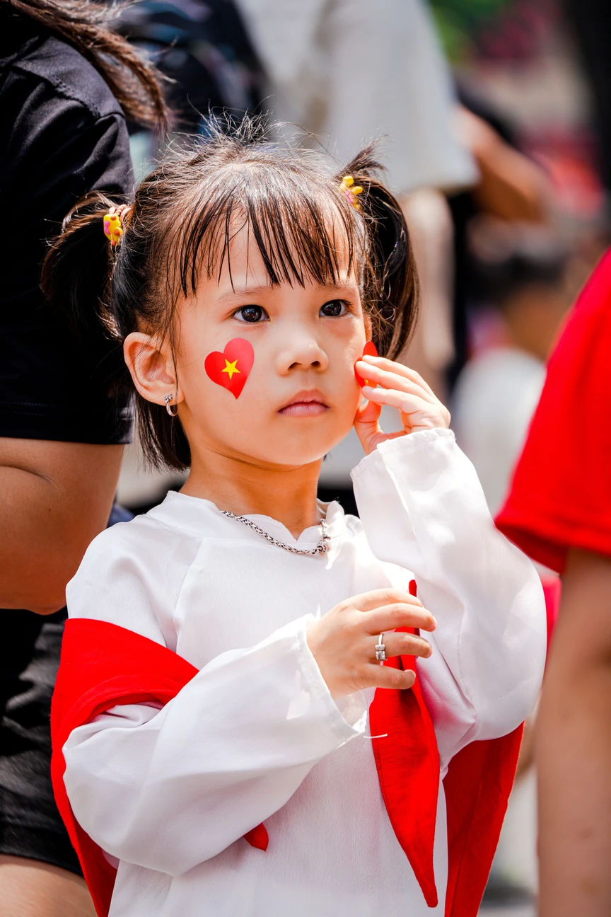 Vàng vàng bay, đẹp quá, sao sao ơi!- Ảnh 20. Vàng vàng bay, đẹp quá, sao sao ơi!- Ảnh 20.