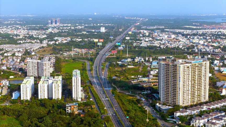 Giá nhà trung tâm TP. HCM 'chạm nóc', bất động sản vùng ven thành cứu cánh của nhà đầu tư- Ảnh 1. Giá nhà trung tâm TP. HCM 'chạm nóc', bất động sản vùng ven thành cứu cánh của nhà đầu tư- Ảnh 1.