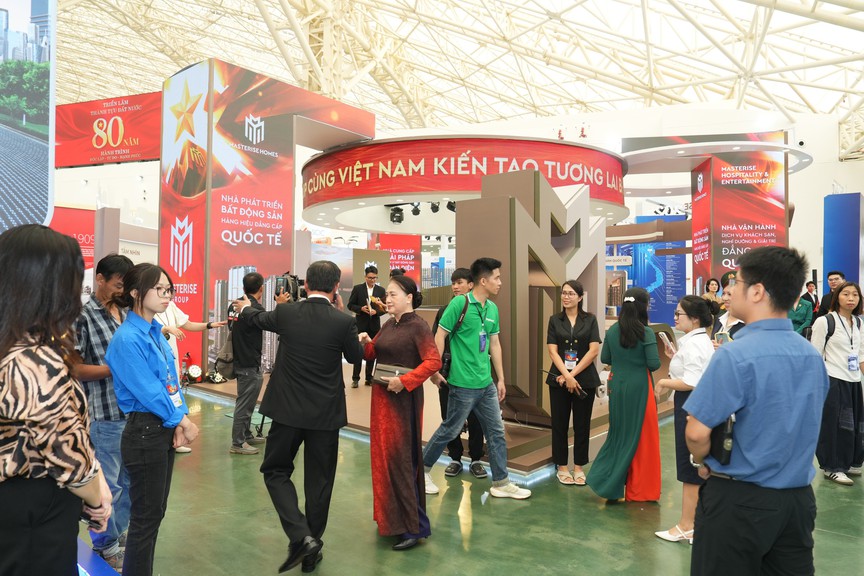 Masterise Group ghi dấu ấn tại Triển lãm thành tựu Quốc gia 2025- Ảnh 5. Masterise Group ghi dấu ấn tại Triển lãm thành tựu Quốc gia 2025- Ảnh 5.