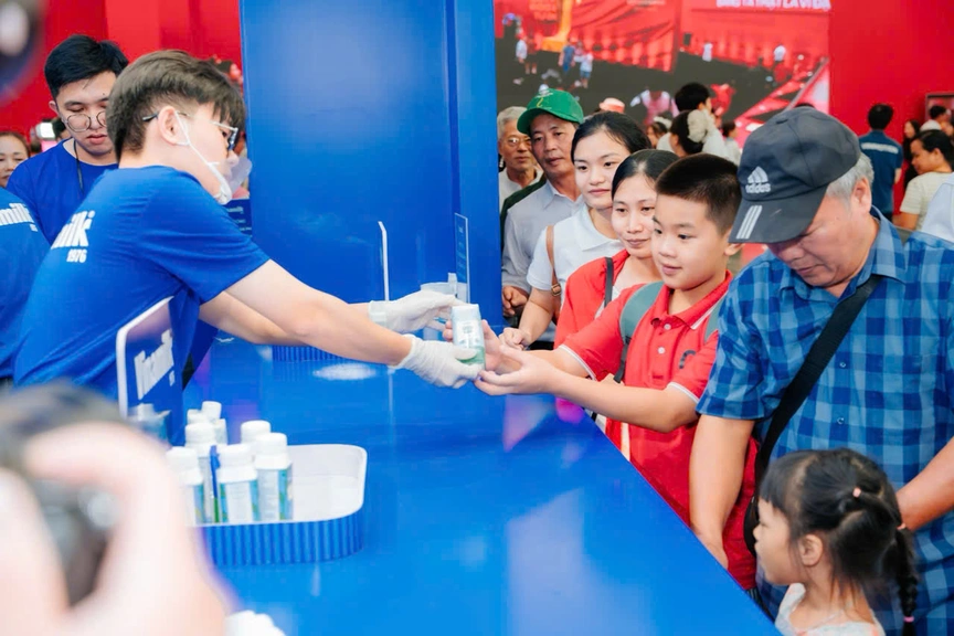 Không gian trưng bày và trải nghiệm của Vinamilk hút khách tại Triển lãm Thành tựu đất nước 80 năm- Ảnh 5.
