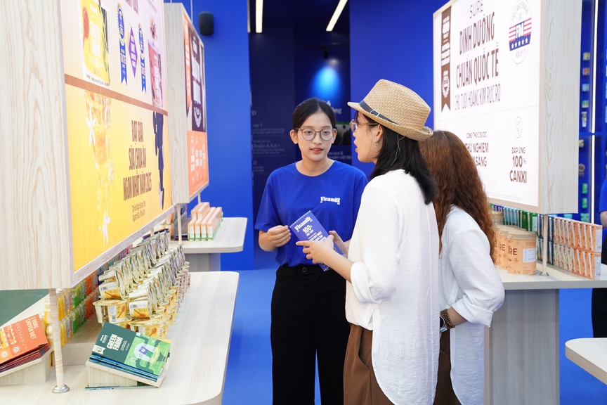Không gian trưng bày và trải nghiệm của Vinamilk hút khách tại Triển lãm Thành tựu đất nước 80 năm- Ảnh 7.