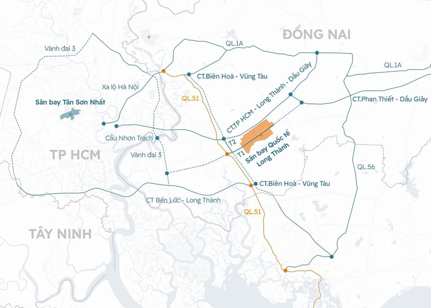 Đường kết nối đến siêu sân bay lớn nhất Việt Nam hư hỏng nặng- Ảnh 2. Đường kết nối đến siêu sân bay lớn nhất Việt Nam hư hỏng nặng- Ảnh 2.