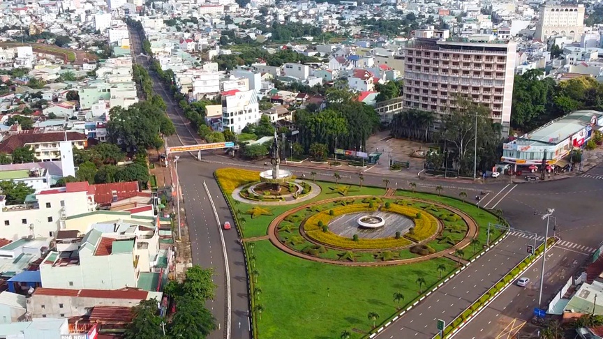 Gia Lai: Kinh tế - xã hội tăng trưởng tích cực từ khi triển khai mô hình chính quyền 2 cấp- Ảnh 1.