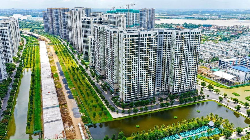 Thấy gì khi giá chung cư TP. HCM chạm ngưỡng nhà liền thổ?- Ảnh 1. Thấy gì khi giá chung cư TP. HCM chạm ngưỡng nhà liền thổ?- Ảnh 1.