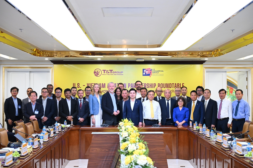 Nhiều "ông lớn" Hoa Kỳ muốn hợp tác với T&T Group để phát triển công nghiệp hàng không tại Việt Nam- Ảnh 1.