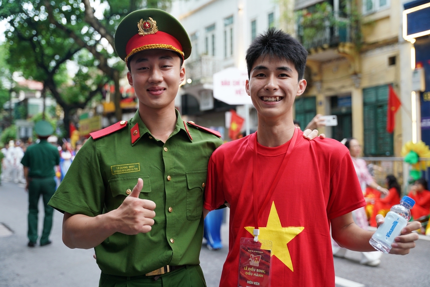Vinamilk hòa nhịp cùng triệu trái tim mừng 80 năm Quốc khánh- Ảnh 10. Vinamilk hòa nhịp cùng triệu trái tim mừng 80 năm Quốc khánh- Ảnh 10.