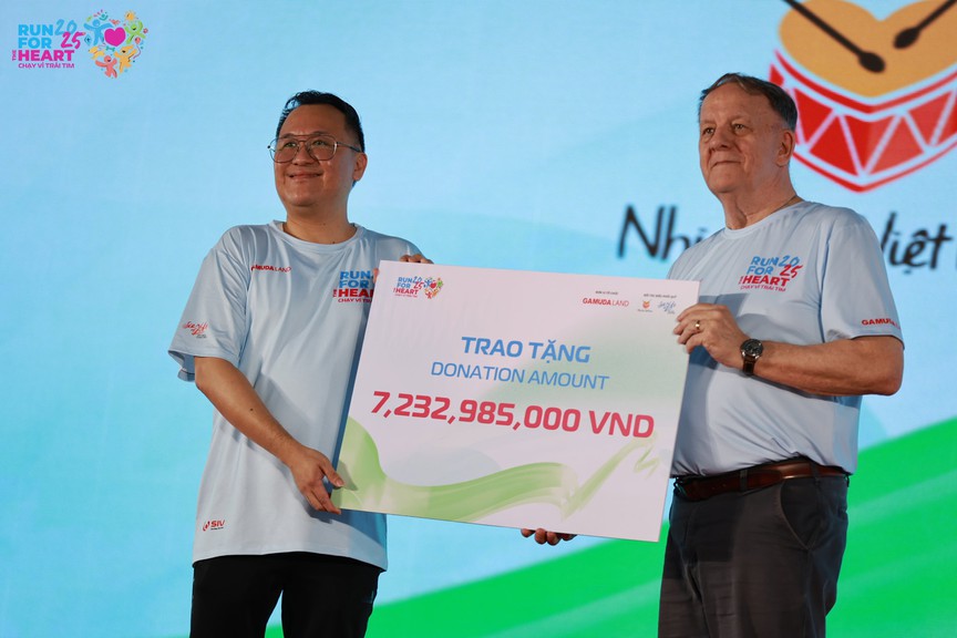 "Chạy Vì Trái Tim 2025" quyên góp hơn 7 tỷ đồng - trao thêm hy vọng cho gần 2.000 trẻ em mắc bệnh tim bẩm sinh- Ảnh 2.
