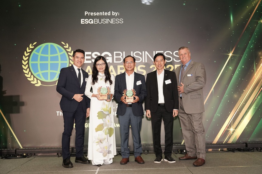 VinUni "Chiến thắng kép" tại ESG Business Awards 2025- Ảnh 1.