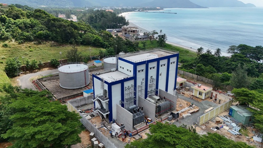 Vì đâu chọn kéo điện lưới ra đặc khu lớn thứ 4 Việt Nam thay điện gió, điện mặt trời?- Ảnh 5. Vì đâu chọn kéo điện lưới ra đặc khu lớn thứ 4 Việt Nam thay điện gió, điện mặt trời?- Ảnh 5.