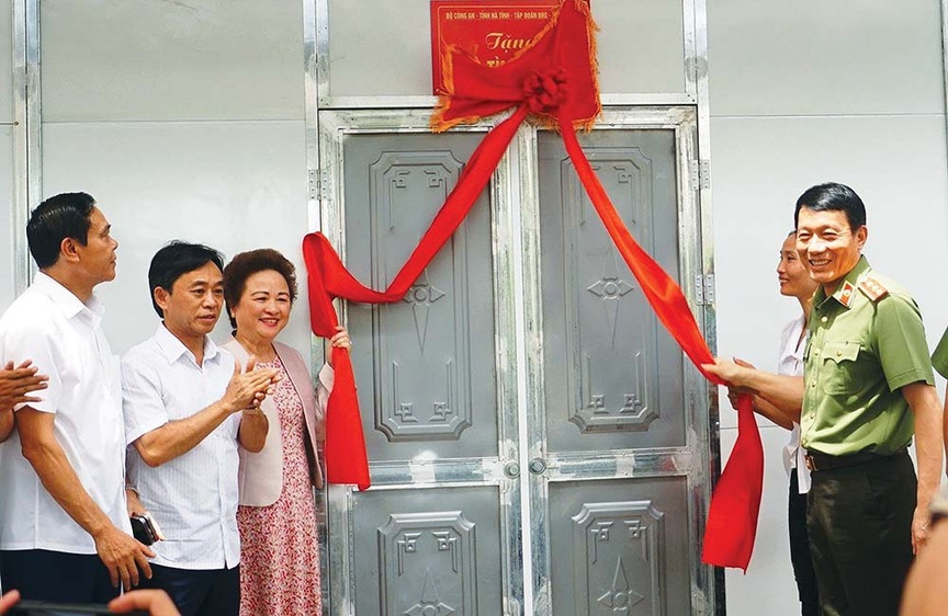Tập đoàn BRG vinh dự nhận Bằng khen của Thủ tướng Chính phủ- Ảnh 3. Tập đoàn BRG vinh dự nhận Bằng khen của Thủ tướng Chính phủ- Ảnh 3.