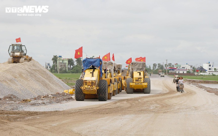 Tuyến đường bộ ven biển gần 5.000 tỷ tại Hưng Yên sắp cán đích- Ảnh 2.