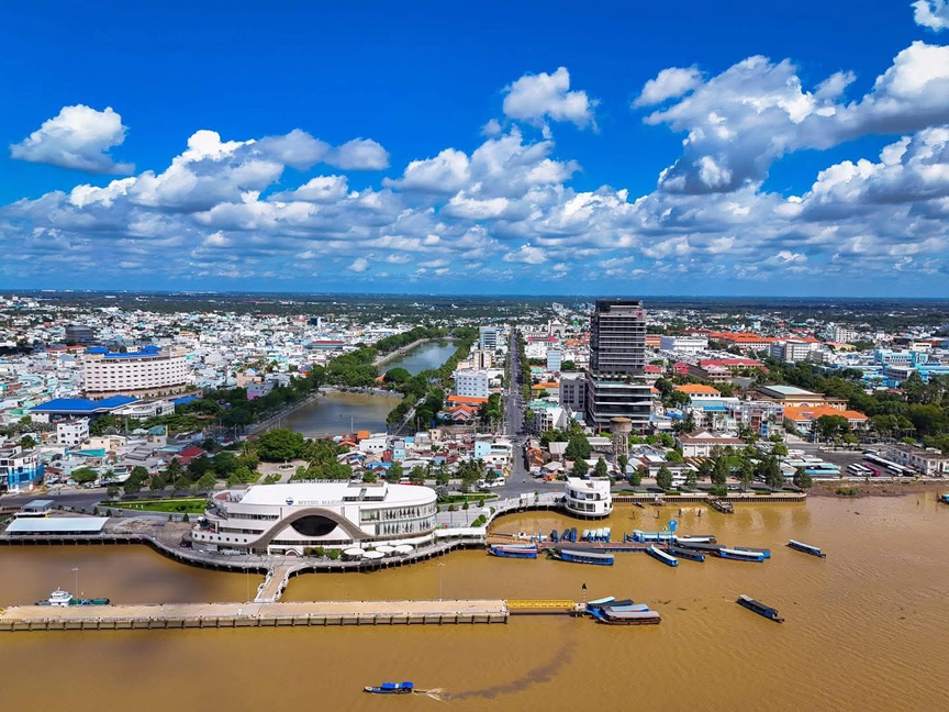 Đồng Tháp: Thu ngân sách 8 tháng đầu năm đạt gần 80% dự toán- Ảnh 1. Đồng Tháp: Thu ngân sách 8 tháng đầu năm đạt gần 80% dự toán- Ảnh 1.