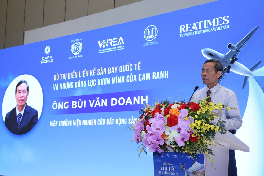 PGS. TS. Trần Đình Thiên: Đô thị Cảng biển - Sân bay quốc tế Cam Ranh là toạ độ cạnh tranh toàn cầu- Ảnh 1. PGS. TS. Trần Đình Thiên: Đô thị Cảng biển - Sân bay quốc tế Cam Ranh là toạ độ cạnh tranh toàn cầu- Ảnh 1.