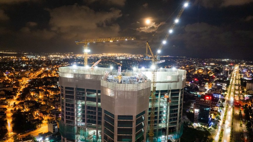 Tòa nhà chọc trời cao bậc nhất Hải Phòng: Thiết kế góc cạnh đạt tỷ lệ vàng, đã thành hình đẹp mắt- Ảnh 2. Tòa nhà chọc trời cao bậc nhất Hải Phòng: Thiết kế góc cạnh đạt tỷ lệ vàng, đã thành hình đẹp mắt- Ảnh 2.